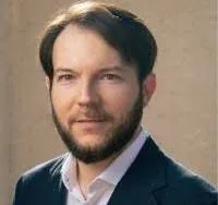 Partner Portrait - Carlos